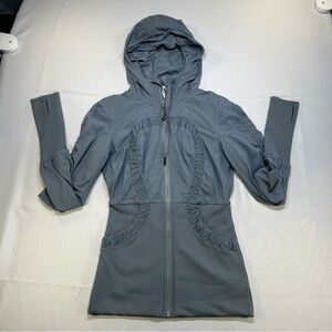 Lululemon Dance Studio Jacket Reversible Size 6 Striped Blue Grey Ruffles Girly
